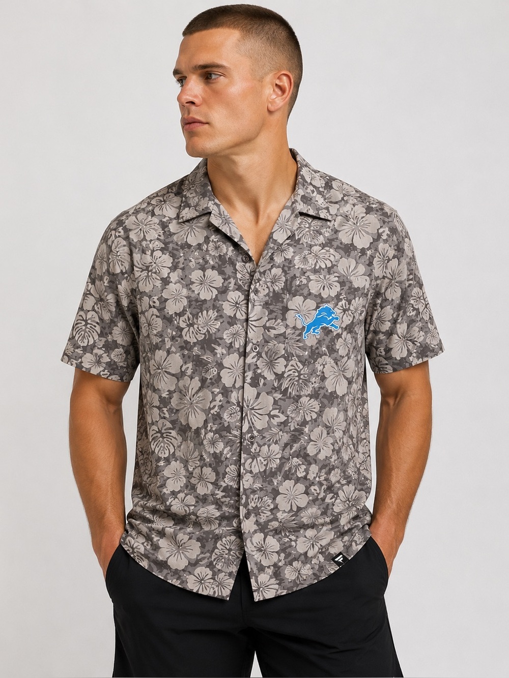 Fanatics Detroit Lions Hawaiian Floral Camp Shirt Gray Button Front Medium